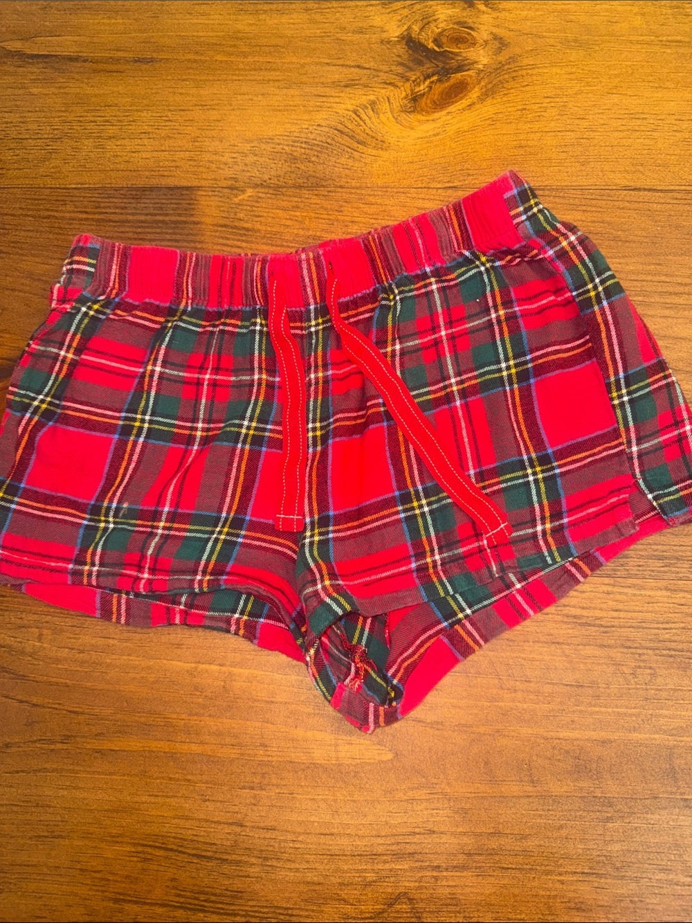 Old Navy Red Plaid Elastic-Waist Athletic Lounge Shorts